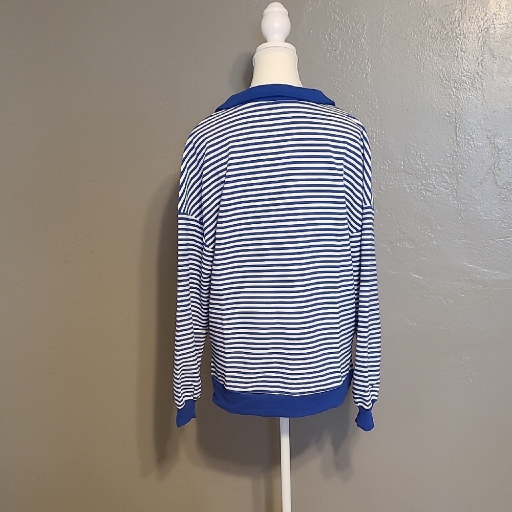 AlvaQ Womens Small Oversized Striped VNeck Drop Shoulders Tunic Top NWOT - Picture 3 of 9